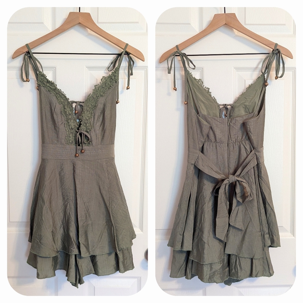 Simplee Lace Embroidered Ruffle Tie Romper Green Small